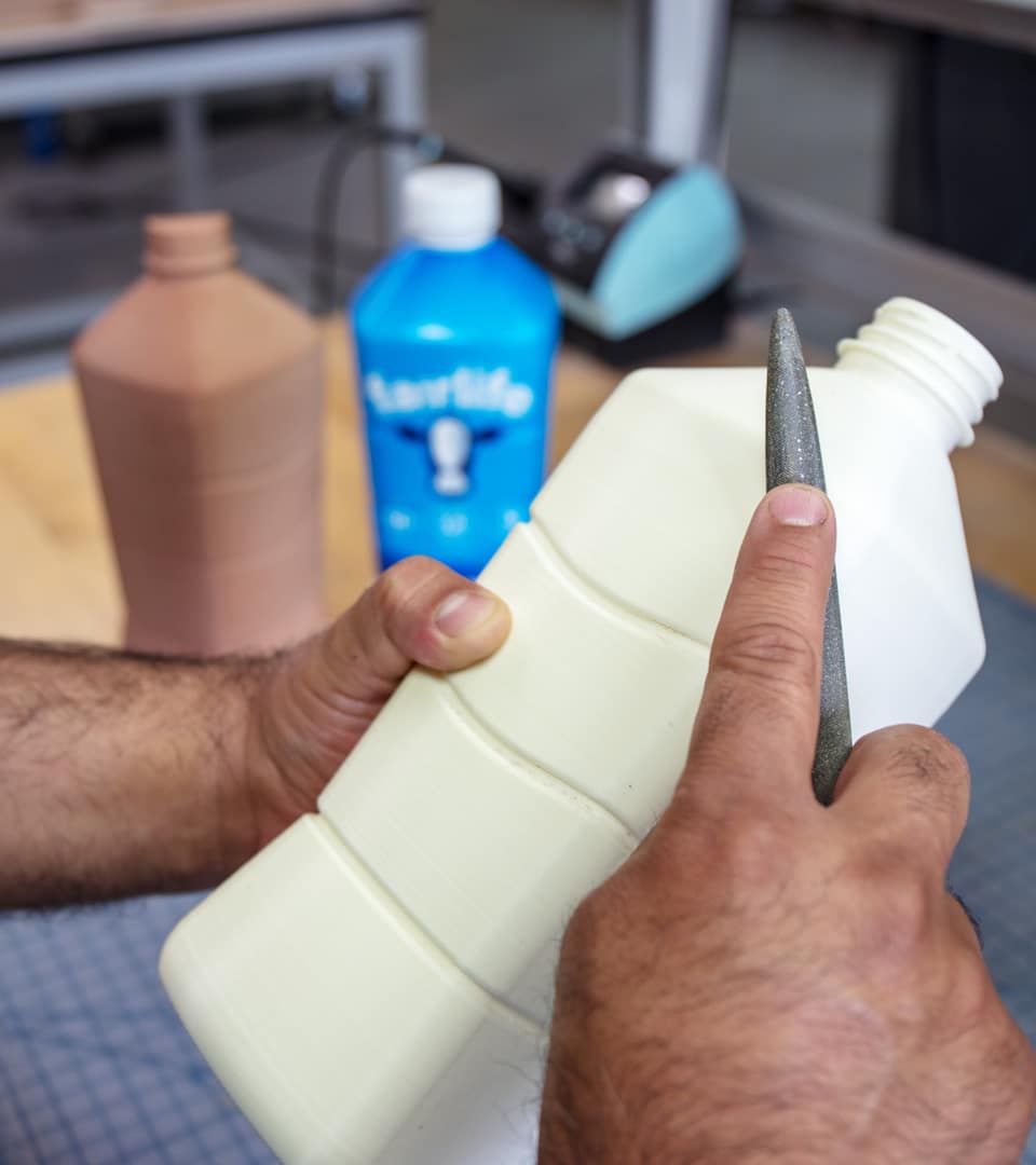 Fairlife structural packaging prototype sanding and prove-out by Kaleidoscope